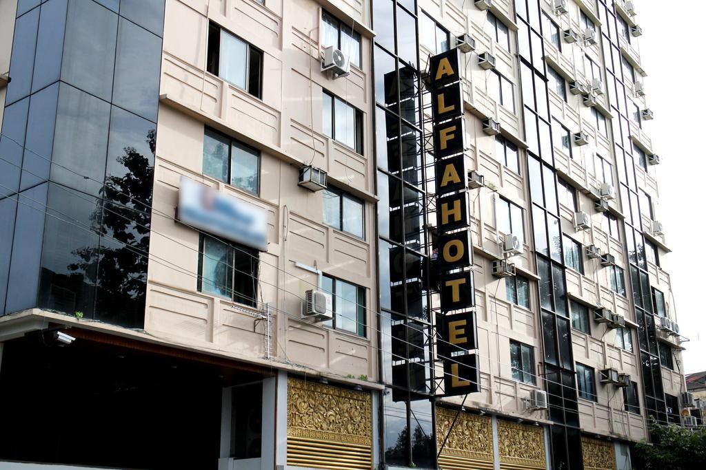 Alfa Hotel Rangoon Eksteriør billede